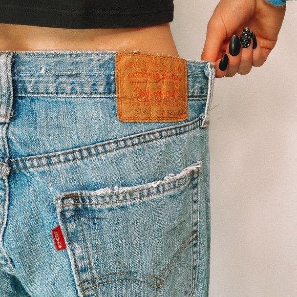 Levis 514 Distressed Light Wash Jean - Picture 6 of 10